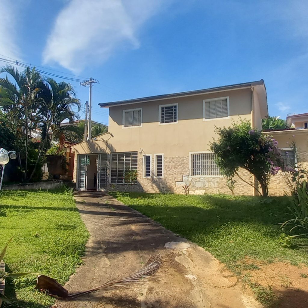 20250423_101003-1-1024x1024 Casa 