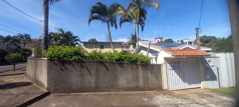 Casa 3 Dormitórios – Jardim Meredien- Águas de Lindóia-SP