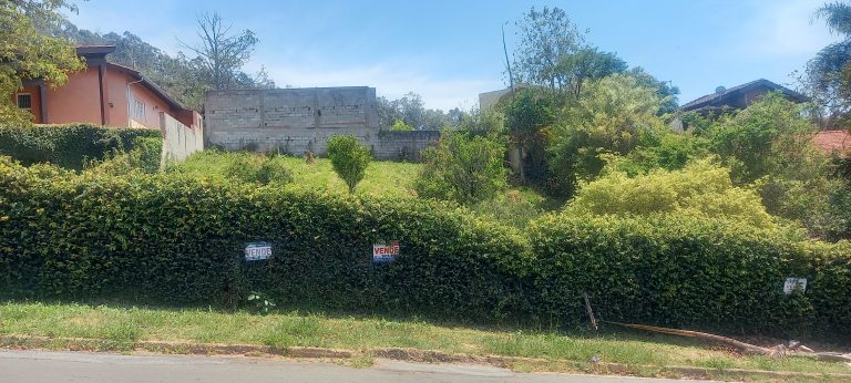 Terreno Com Leve Aclive – Jardim Mirante – Águas de Lindóia-SP